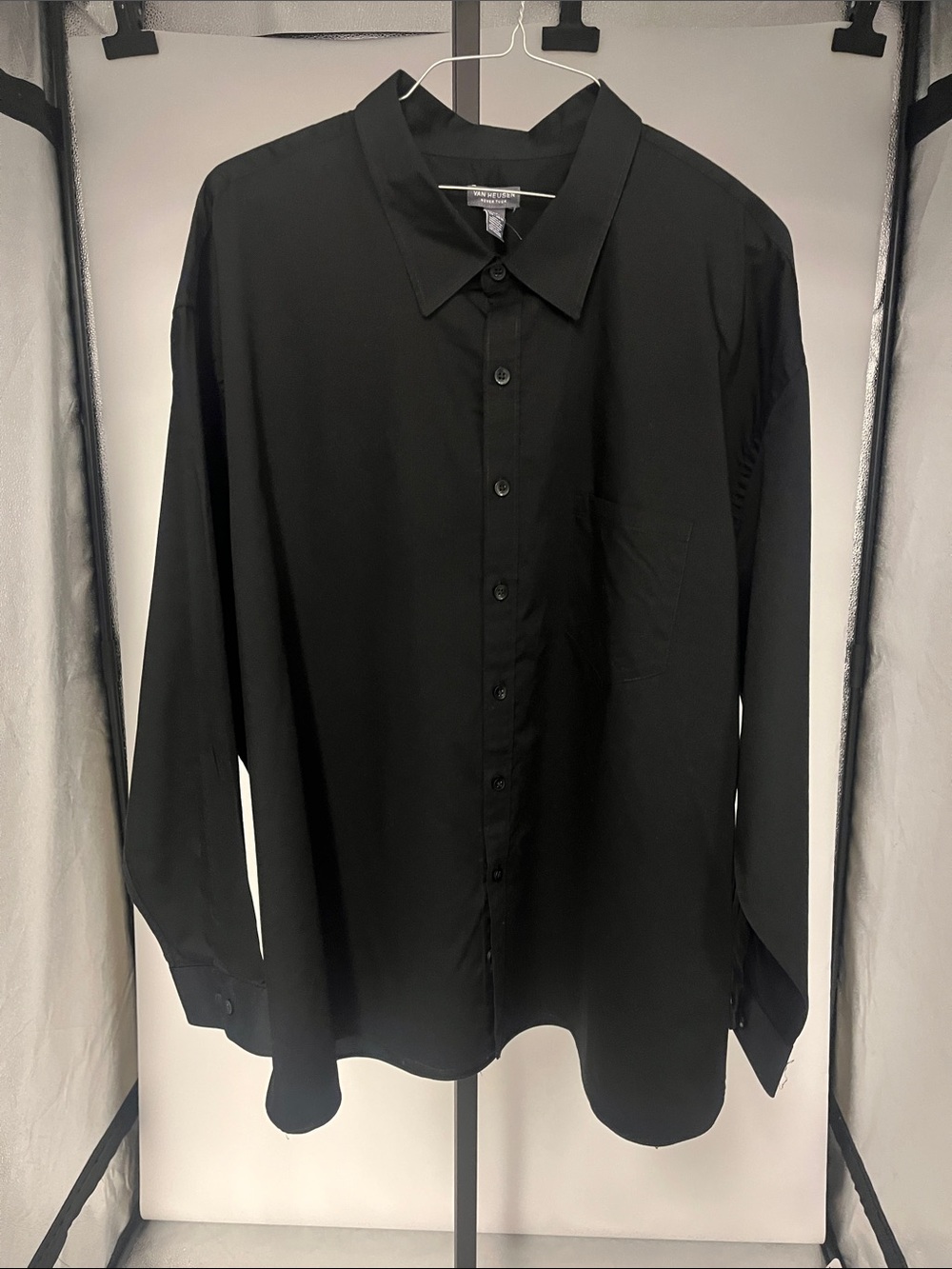 Van Heusen Black Men's Button-Up Dress Shirt